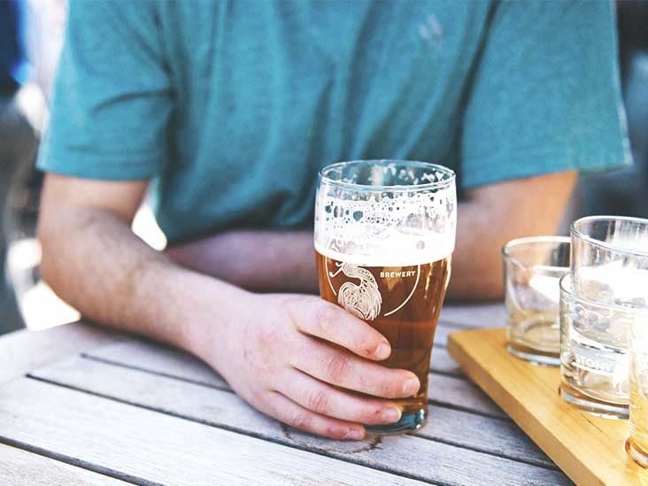 does heavy drinking cause prostate problems