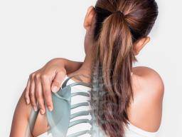 Shoulder blade pain: Causes and treatment